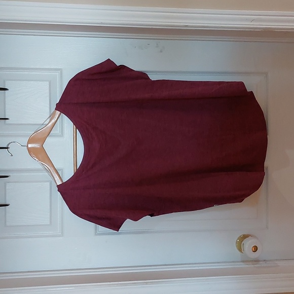 OkHyba t-shirt size xl - Picture 2 of 5